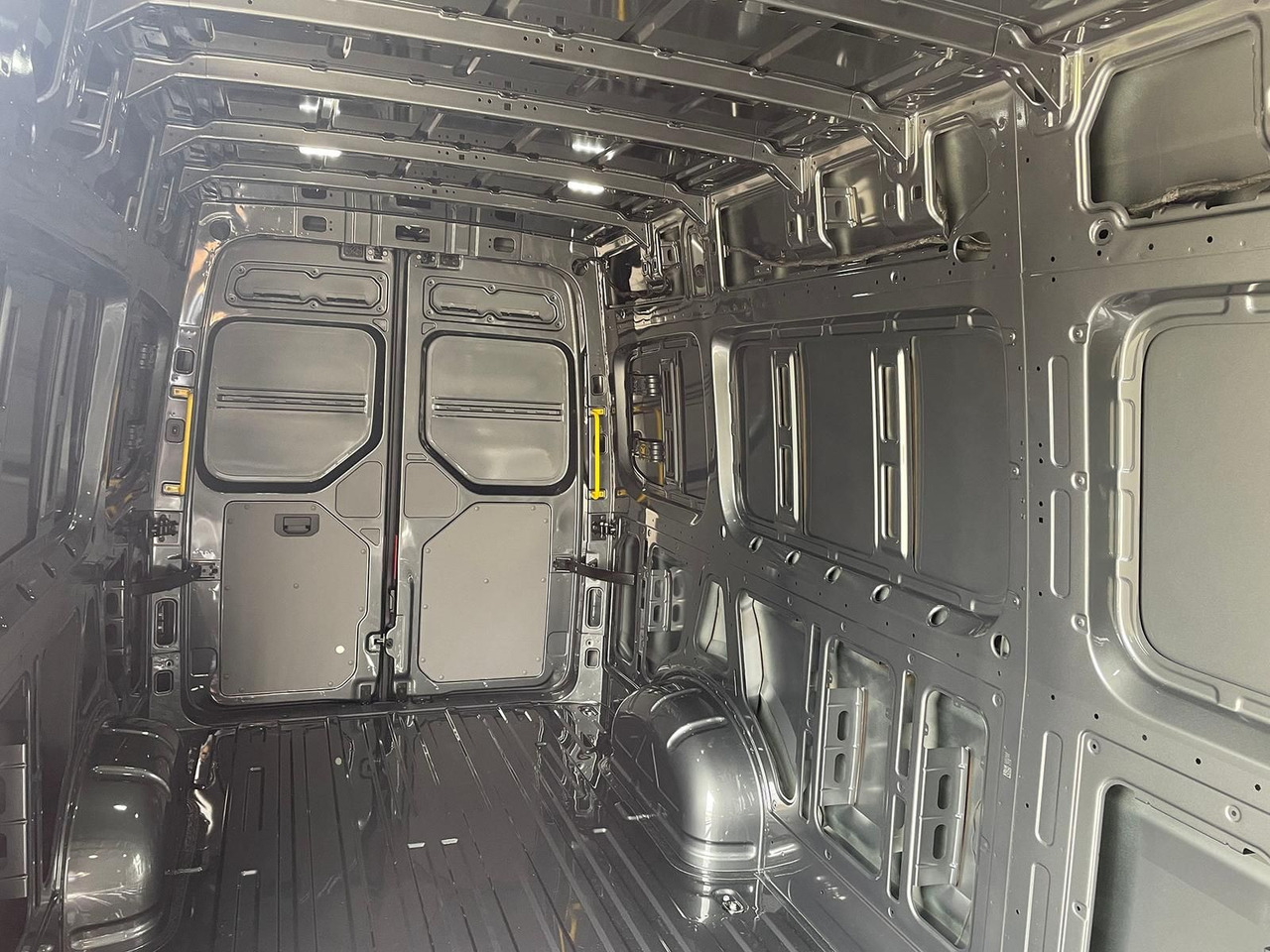 Furgón MAN TGE 3.180 L4H3 Kasten STANDHZ ACC LED SITZHZ: foto 11