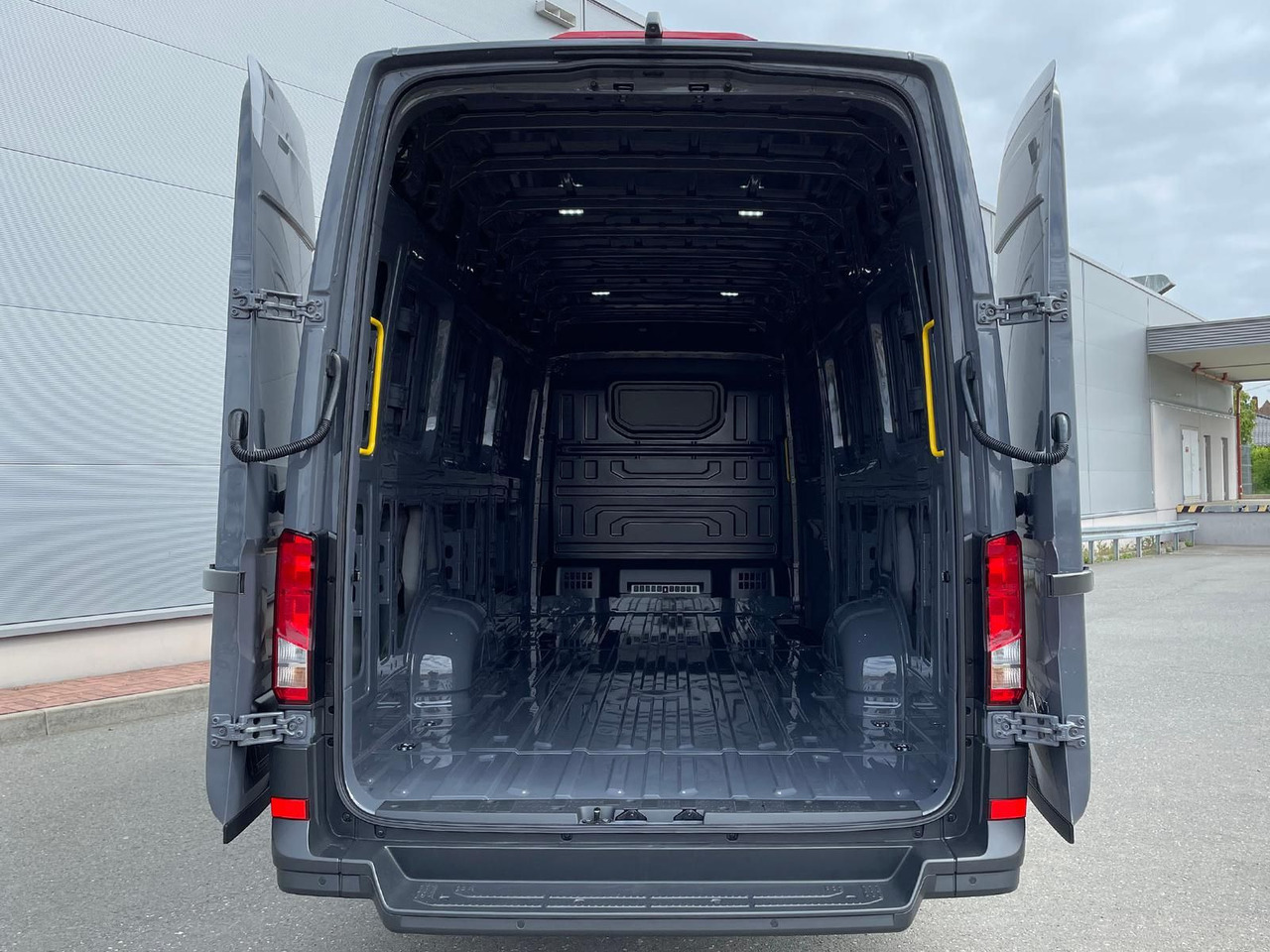 Coche MAN TGE 3.180 L5H3 Kasten STANDHZ ACC LED SITZHZ: foto 30