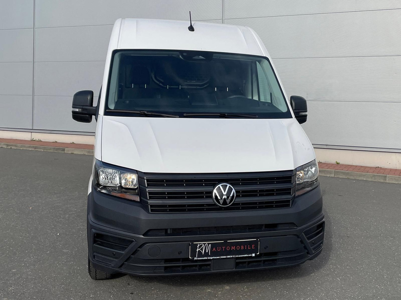 Volkswagen Crafter Kasten 35 L4H3 MFL DAB KLIMA KAMERA - Furgoneta de pasajeros: foto 3 Volkswagen Crafter Kasten 35 L4H3 MFL DAB KLIMA KAMERA - Furgoneta de pasajeros: foto 3