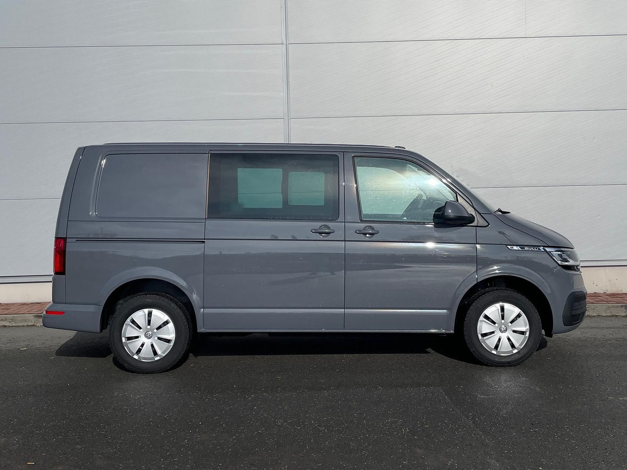 Volkswagen T6.1 Transporter Kasten 4M ACC PDC KAMERA STANDH - Furgón: foto 5 Volkswagen T6.1 Transporter Kasten 4M ACC PDC KAMERA STANDH - Furgón: foto 5