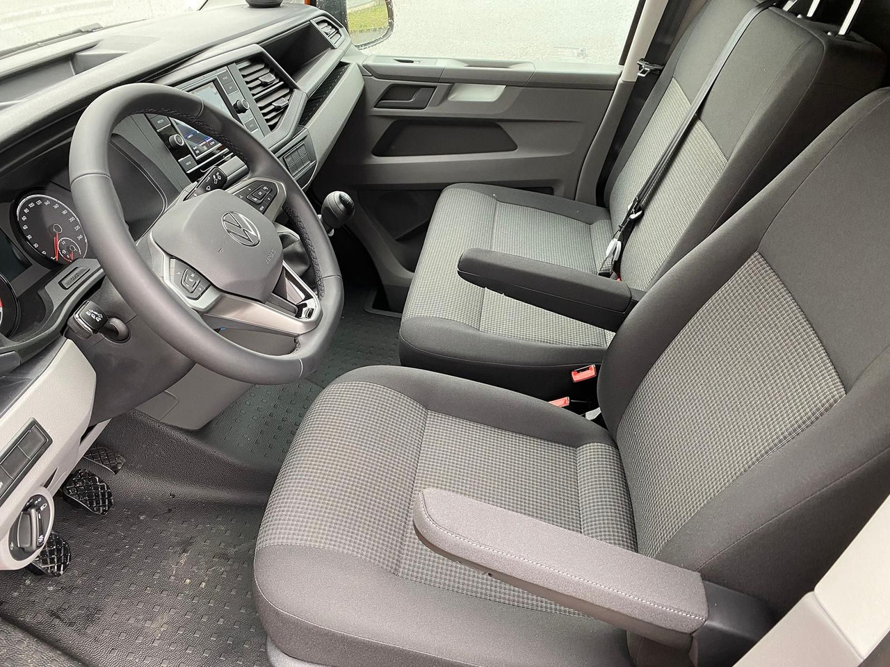 Coche Volkswagen T6.1 Transporter Kasten lang LED PDC KLIMA SITZH: foto 17