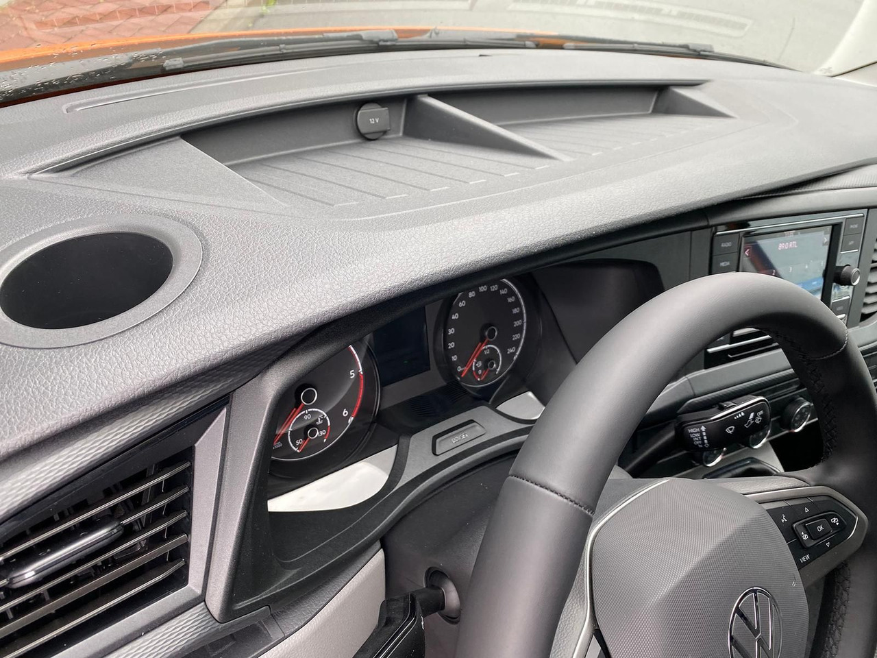 Coche Volkswagen T6.1 Transporter Kasten lang LED PDC KLIMA SITZH: foto 28