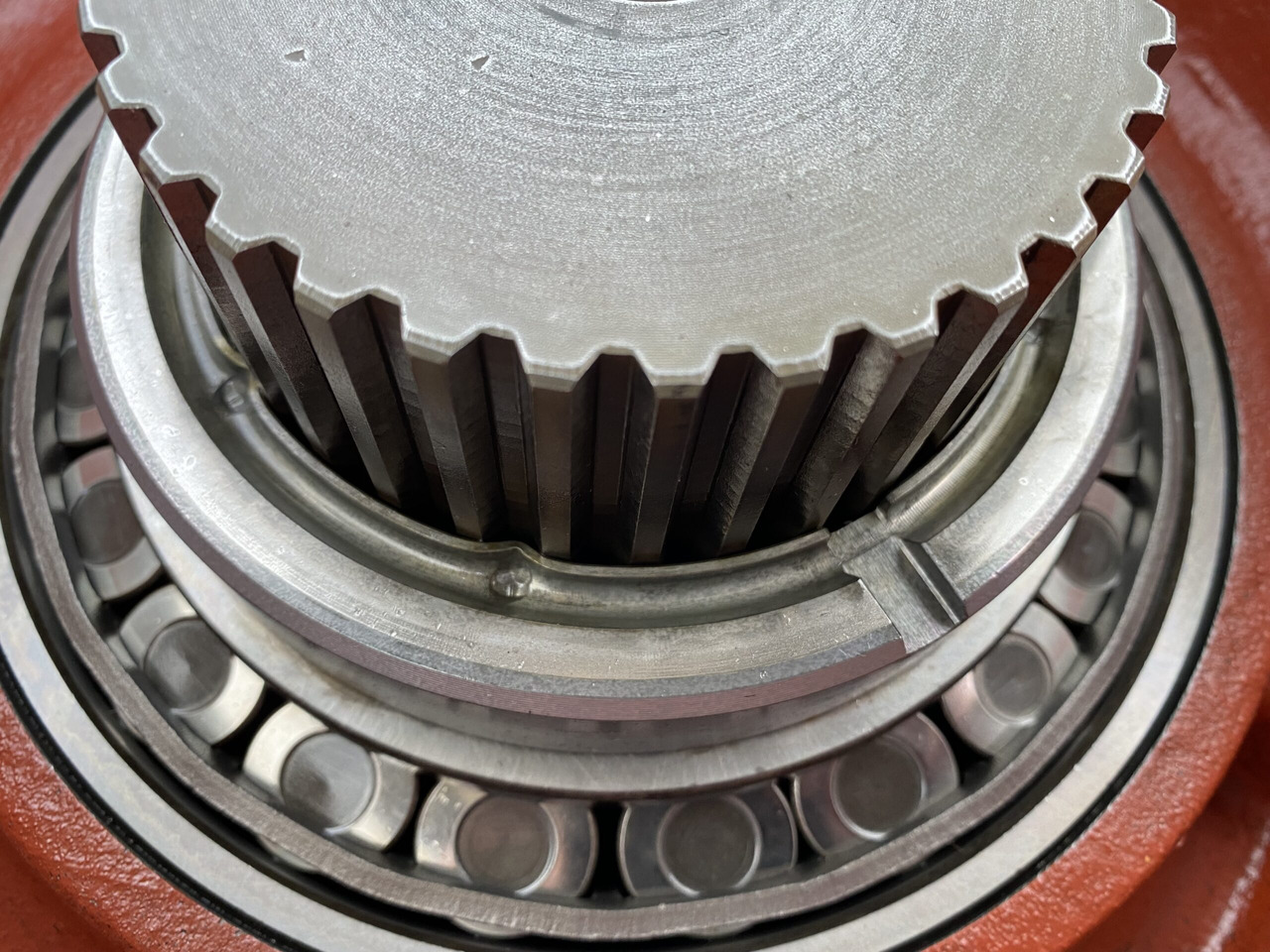 Reductor de giro para Maquinaria de construcción Liebherr Abtriebswellengehäuse ID-Nr.9441707 mit Abtriebswelle ID-Nr.9441713.  SAT300/213 - SAT300/225 - SAT375/219.  A900 C-LI, A944 B-LI, E942,LOS942,LOS944,P942,P944,R942,R944, R944B.  #AB.1555#: foto 10