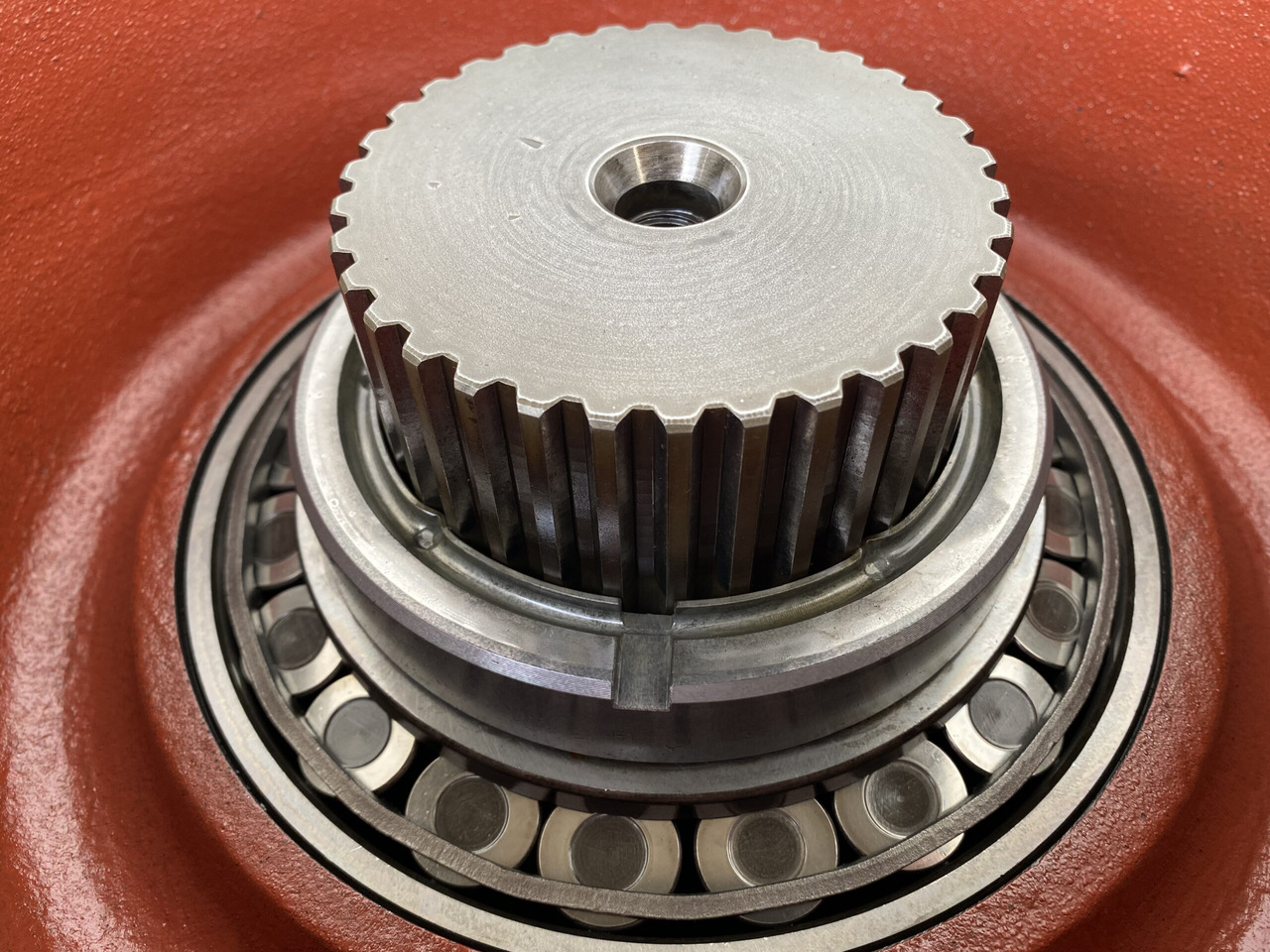 Reductor de giro para Maquinaria de construcción Liebherr Abtriebswellengehäuse ID-Nr.9441707 mit Abtriebswelle ID-Nr.9441713.  SAT300/213 - SAT300/225 - SAT375/219.  A900 C-LI, A944 B-LI, E942,LOS942,LOS944,P942,P944,R942,R944, R944B.  #AB.1555#: foto 9