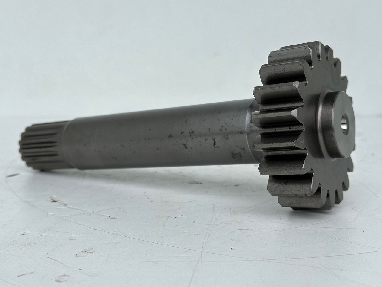 Liebherr Antriebswelle ID-Nr.90214406. FAT400P130. R926-1715, R930-1716, R934-1550, R936 K-LC, R936 K-NLC, R936 K-SLC, R938-1650. #90214406.22.05# - Mando final para Excavadora de cadenas: foto 1 Liebherr Antriebswelle ID-Nr.90214406. FAT400P130. R926-1715, R930-1716, R934-1550, R936 K-LC, R936 K-NLC, R936 K-SLC, R938-1650. #90214406.22.05# - Mando final para Excavadora de cadenas: foto 1