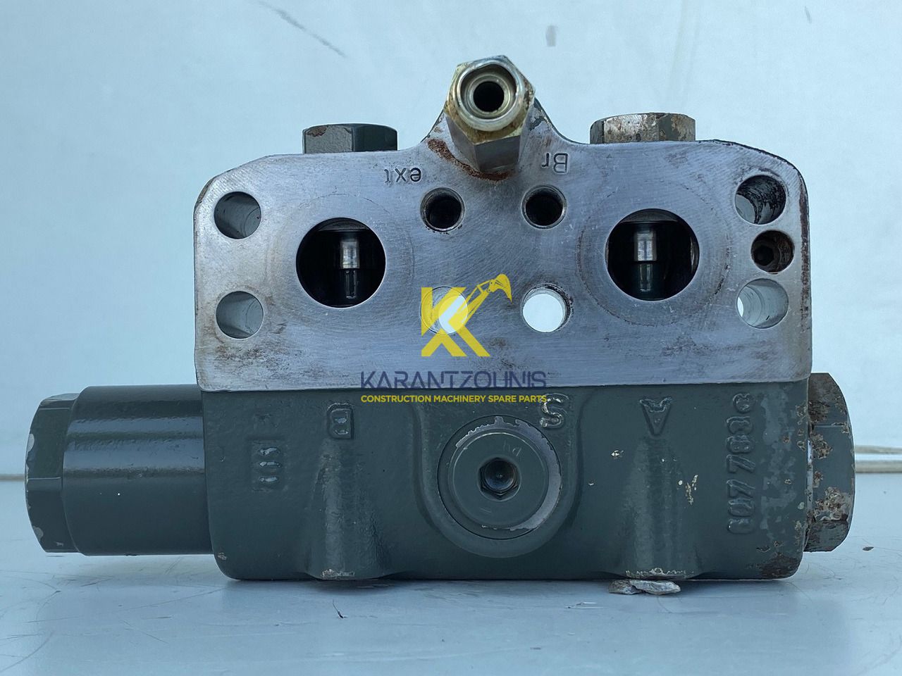 Liebherr Bremsventil ID-Nr.10471957. LOS914, LOS924, R902, R904, R912, R914, R922, R924, R924 COMP, R924 COMPA. #STM20.05## - Mando final para Excavadora de cadenas: foto 4 Liebherr Bremsventil ID-Nr.10471957. LOS914, LOS924, R902, R904, R912, R914, R922, R924, R924 COMP, R924 COMPA. #STM20.05## - Mando final para Excavadora de cadenas: foto 4