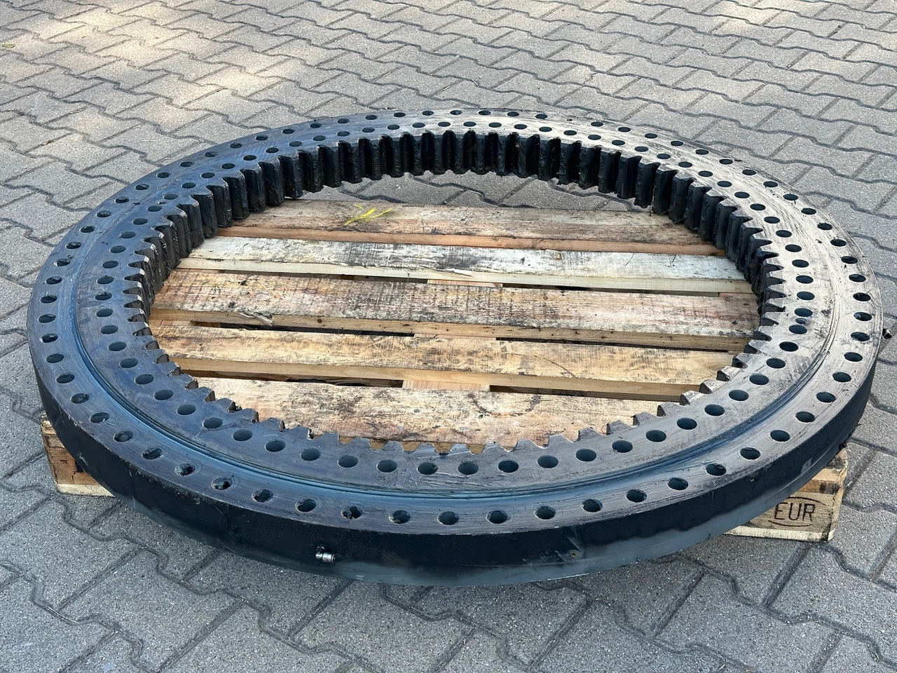 Liebherr Drehkranz - Kugeldrehverbindung Typ:KUD120 VJ 001. ID-Nr.969077501. MK 88, MK88 Plus. #969077501.10178# - Corona de giro para Autogrúa: foto 2 Liebherr Drehkranz - Kugeldrehverbindung Typ:KUD120 VJ 001. ID-Nr.969077501. MK 88, MK88 Plus. #969077501.10178# - Corona de giro para Autogrúa: foto 2