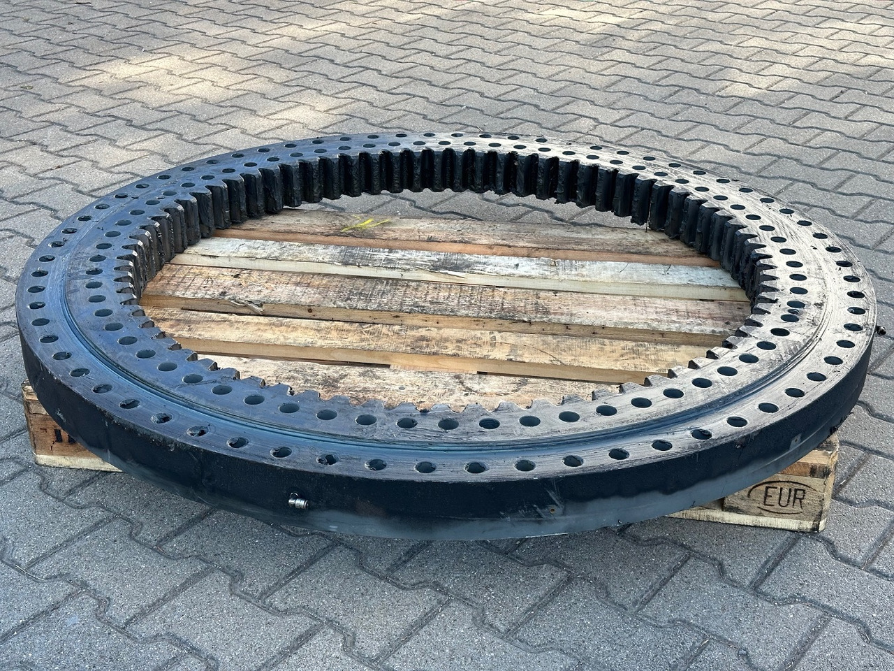 Liebherr Drehkranz - Kugeldrehverbindung Typ:KUD120 VJ 001. ID-Nr.969077501. MK 88, MK88 Plus. #969077501.10178# - Corona de giro para Autogrúa: foto 4 Liebherr Drehkranz - Kugeldrehverbindung Typ:KUD120 VJ 001. ID-Nr.969077501. MK 88, MK88 Plus. #969077501.10178# - Corona de giro para Autogrúa: foto 4