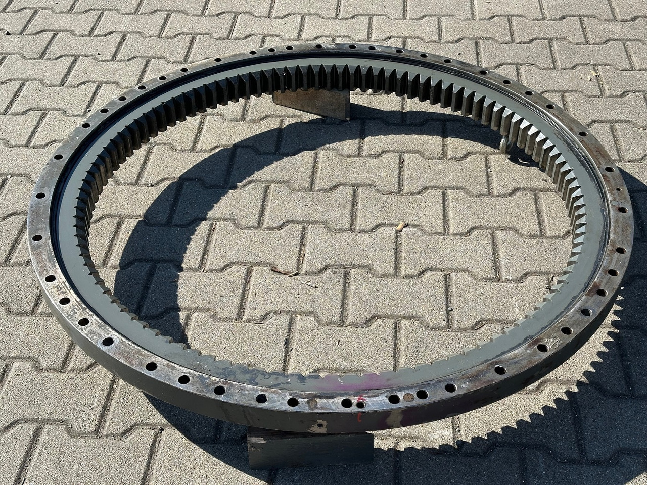 Liebherr Drehkranz - Kugeldrehverbindung Typ:KUD34VJ009-000. ID-Nr.90213287. R914RAIL,R914COMP,R914K-S,R914K-STD,R918LC,R918NLC,R918XLC,R920K-LC,R920K-NLC. #90213287.21155# - Corona de giro para Maquinaria de construcción: foto 4 Liebherr Drehkranz - Kugeldrehverbindung Typ:KUD34VJ009-000. ID-Nr.90213287. R914RAIL,R914COMP,R914K-S,R914K-STD,R918LC,R918NLC,R918XLC,R920K-LC,R920K-NLC. #90213287.21155# - Corona de giro para Maquinaria de construcción: foto 4
