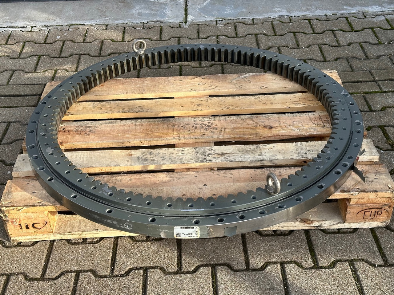 Liebherr Kugeldrehverbindung Typ:KUD34VJ005-000. ID-Nr.90020576. R914 COMP-1194. #10654# - Corona de giro para Excavadora de cadenas: foto 1 Liebherr Kugeldrehverbindung Typ:KUD34VJ005-000. ID-Nr.90020576. R914 COMP-1194. #10654# - Corona de giro para Excavadora de cadenas: foto 1