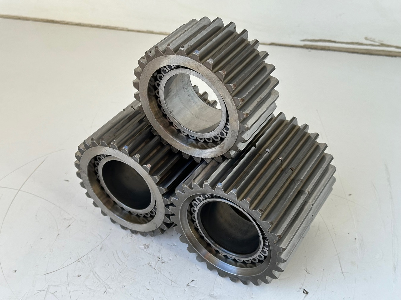 Liebherr Planetenrad ID-Nr.90024935. FAT400P112 - FAT400P130 - FAT400P139. R926, R928, R930, R934, R936, R938, R940, R944, R946, R950 T. #90024935.01.51139# - Caja de cambios para Maquinaria de construcción: foto 3 Liebherr Planetenrad ID-Nr.90024935. FAT400P112 - FAT400P130 - FAT400P139. R926, R928, R930, R934, R936, R938, R940, R944, R946, R950 T. #90024935.01.51139# - Caja de cambios para Maquinaria de construcción: foto 3