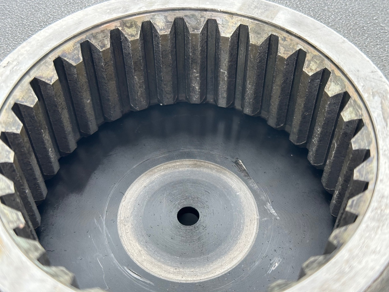 Reductor de giro para Maquinaria de construcción Liebherr Planetenträger ID-Nr.944306303 mit Planetenrad ID-Nr.13472127. A914 B,A914 C,A924,LH30,LH35,A932,A934,P924 C,E932,P914,P924 COMP,R906,R914,R916,R924,R926,R932,R934,R944. #944306303.23.03#: foto 11 Reductor de giro para Maquinaria de construcción Liebherr Planetenträger ID-Nr.944306303 mit Planetenrad ID-Nr.13472127. A914 B,A914 C,A924,LH30,LH35,A932,A934,P924 C,E932,P914,P924 COMP,R906,R914,R916,R924,R926,R932,R934,R944. #944306303.23.03#: foto 11