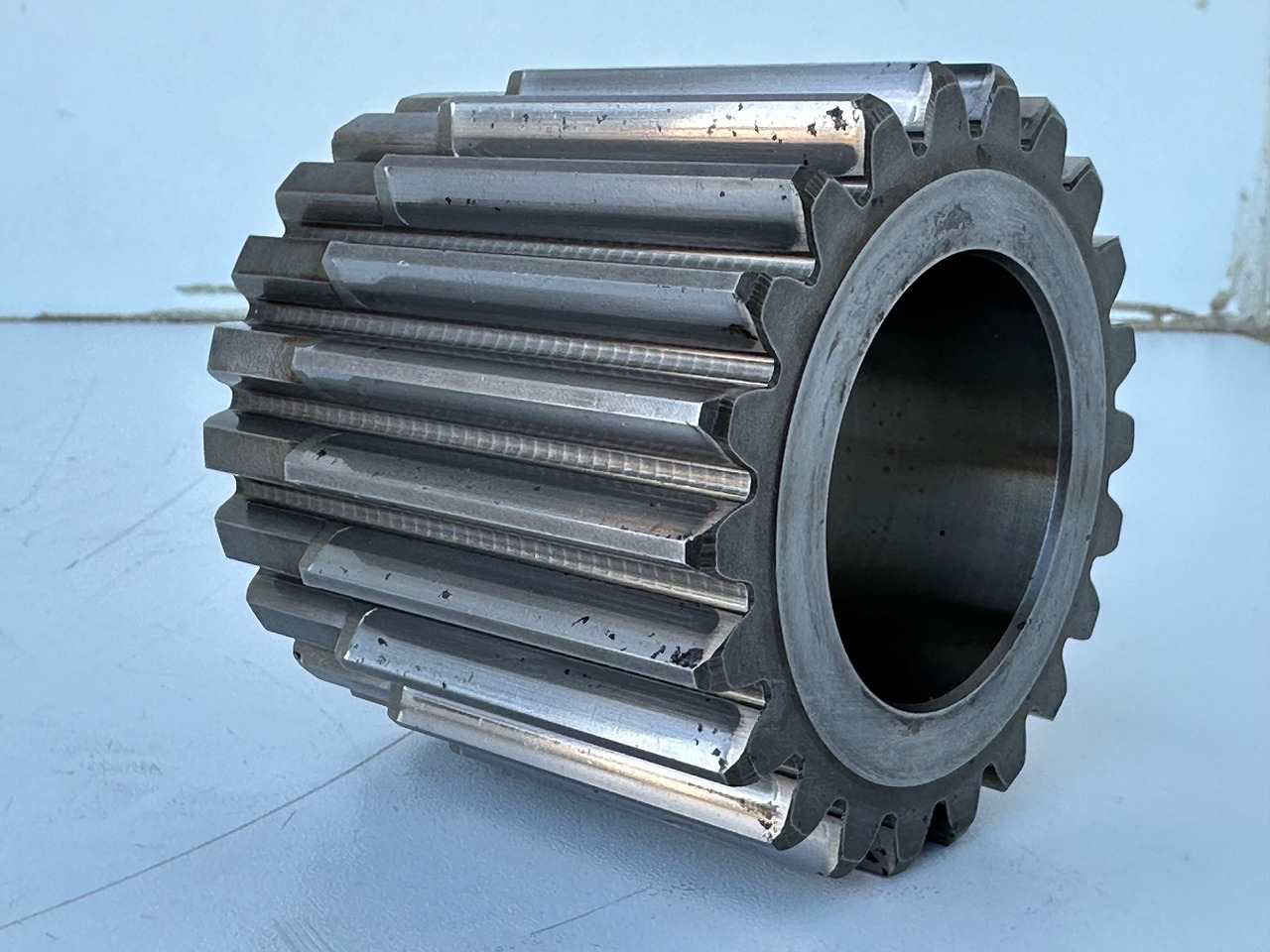 Liebherr Sonnenrad ID-Nr.90016258. FAT400P112,FAT400P130,FAT400P139,LOS1936,LOS926,R926,R928,R930,R934,R936,R938,R940,R944,R946,R950T. #90016258.06.08.02# - Mando final para Excavadora de cadenas: foto 2 Liebherr Sonnenrad ID-Nr.90016258. FAT400P112,FAT400P130,FAT400P139,LOS1936,LOS926,R926,R928,R930,R934,R936,R938,R940,R944,R946,R950T. #90016258.06.08.02# - Mando final para Excavadora de cadenas: foto 2