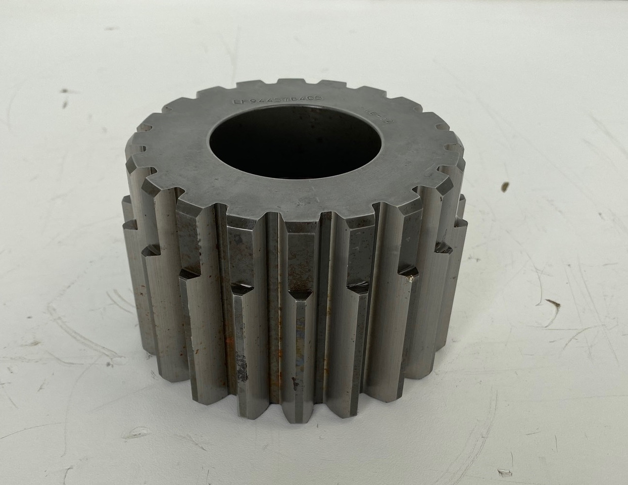 Liebherr Sonnenrad ID-Nr.9443784 - ID-Nr.944378403. FAT550, FAT550P046. - Mando final para Excavadora de cadenas: foto 1 Liebherr Sonnenrad ID-Nr.9443784 - ID-Nr.944378403. FAT550, FAT550P046. - Mando final para Excavadora de cadenas: foto 1