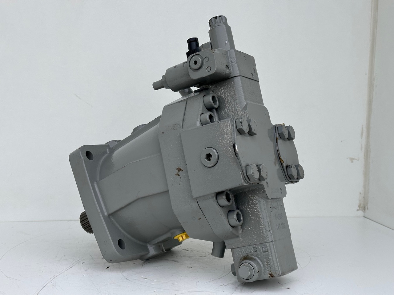 Liebherr Verstellmotor ID-Nr.510240108 - Hydromatik Rexroth Axialkolben-Verstellmotor Typ:A6VM140EP2D/63W-VZB017HB. #24338070# - Motor hidráulico para Grúa sobre orugas: foto 3 Liebherr Verstellmotor ID-Nr.510240108 - Hydromatik Rexroth Axialkolben-Verstellmotor Typ:A6VM140EP2D/63W-VZB017HB. #24338070# - Motor hidráulico para Grúa sobre orugas: foto 3