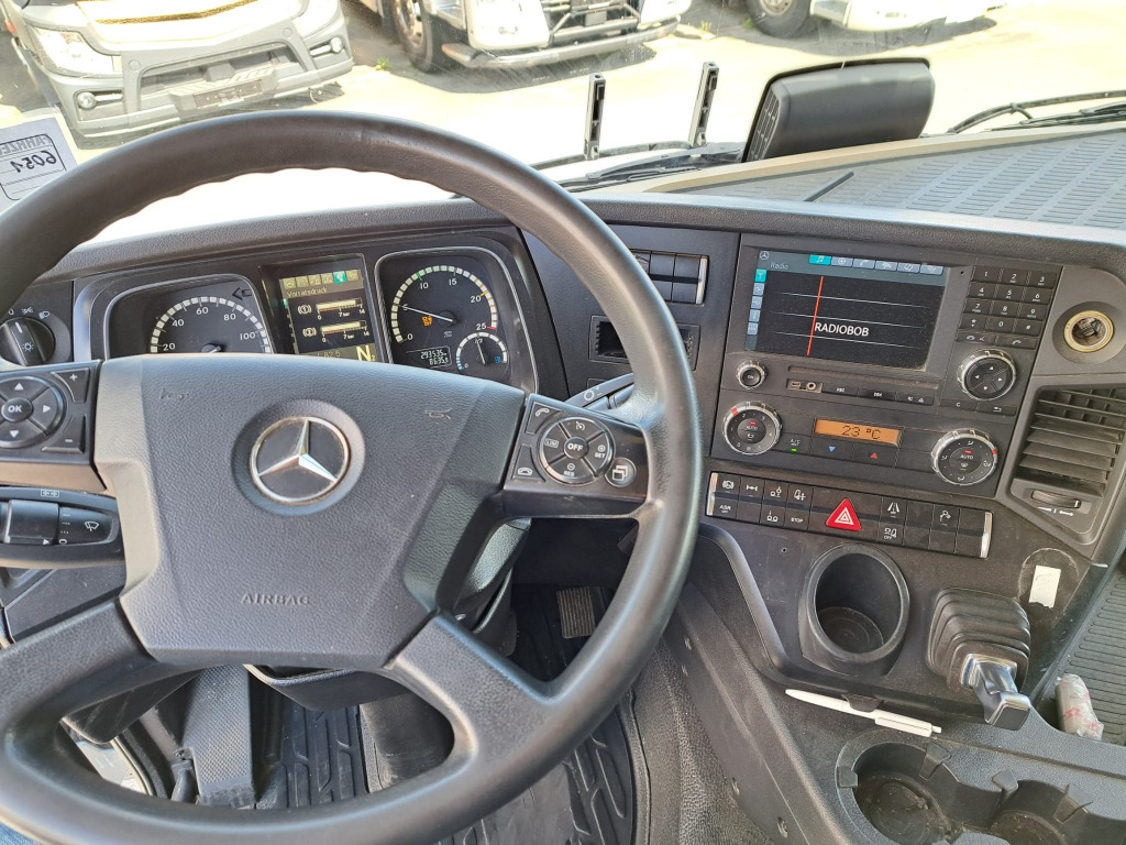 Camión chasis Mercedes Benz Actros 3243 8x2  1,2 & 4 Lenkachse, 2 & 4 Liftbar(Nr. 6051): foto 7