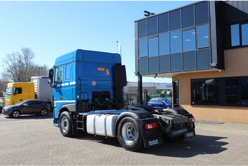 DAF XF 106.440 * EURO6 * 4X2 * ADR * - Cabeza tractora: foto 3 DAF XF 106.440 * EURO6 * 4X2 * ADR * - Cabeza tractora: foto 3