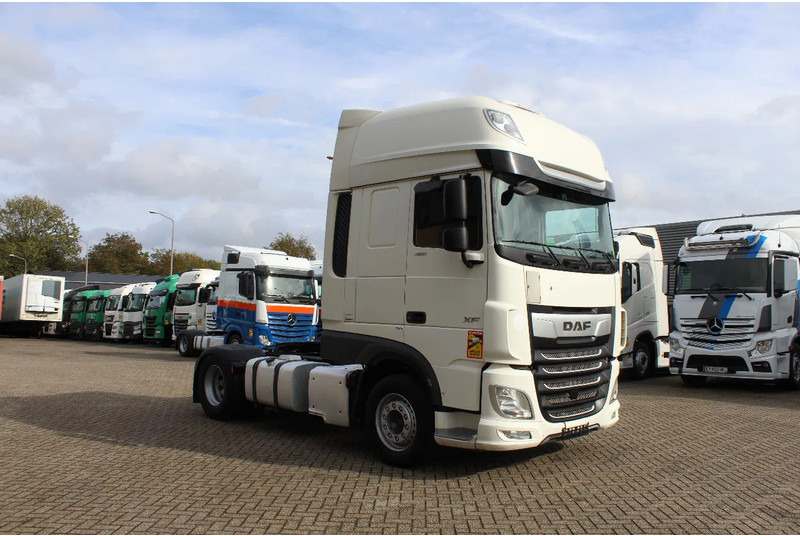 DAF XF 106.480 * RETARDER * BIG TANK * 4X2 * BIG SPACE * - Cabeza tractora: foto 5 DAF XF 106.480 * RETARDER * BIG TANK * 4X2 * BIG SPACE * - Cabeza tractora: foto 5