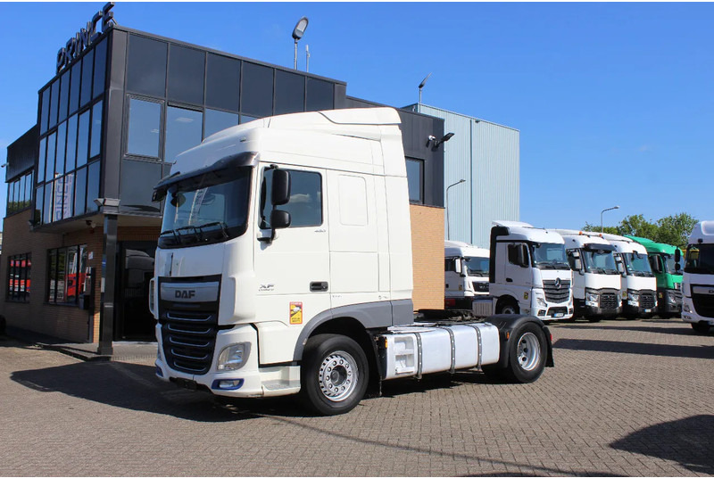 DAF XF 460 * EURO6 * 4X2 * - Cabeza tractora: foto 1 DAF XF 460 * EURO6 * 4X2 * - Cabeza tractora: foto 1