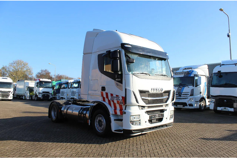 Iveco Stralis 460 * RETARDER * LNG * 4X2 * - Cabeza tractora: foto 4 Iveco Stralis 460 * RETARDER * LNG * 4X2 * - Cabeza tractora: foto 4