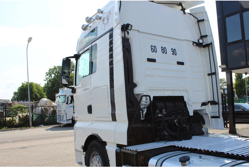 Cabeza tractora MAN TGX 18.540 * RETARDER * 4X2 * 2 TANK * RETARDER *: foto 15