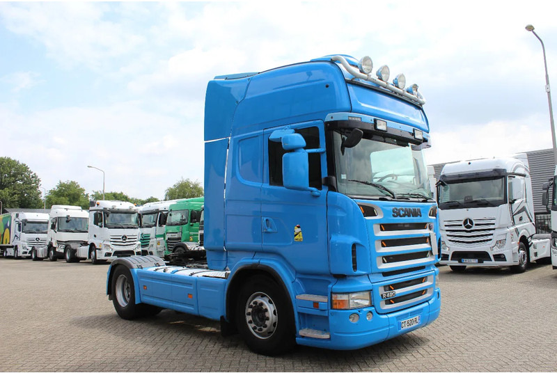 Scania R420 * RETARDER * 2 BED * 4X2 * MANUAL * - Cabeza tractora: foto 5 Scania R420 * RETARDER * 2 BED * 4X2 * MANUAL * - Cabeza tractora: foto 5