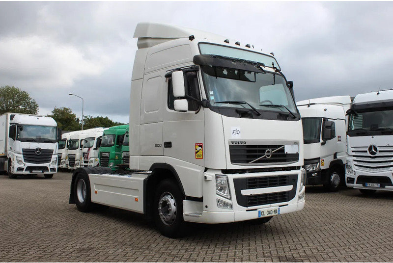 Volvo FH 13.500 * EURO5 * 2 TANK * 4X2 * chassi 2013 * top condition - Cabeza tractora: foto 2 Volvo FH 13.500 * EURO5 * 2 TANK * 4X2 * chassi 2013 * top condition - Cabeza tractora: foto 2