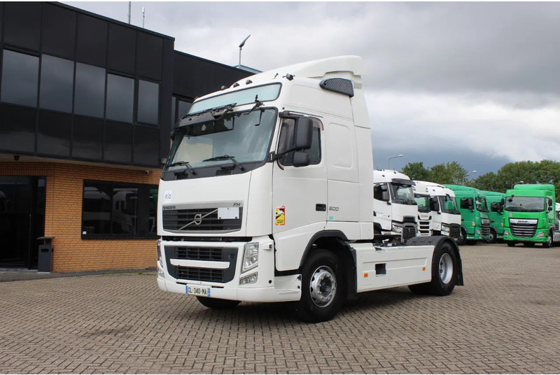 Volvo FH 13.500 * EURO5 * 2 TANK * 4X2 * chassi 2013 * top condition - Cabeza tractora: foto 1 Volvo FH 13.500 * EURO5 * 2 TANK * 4X2 * chassi 2013 * top condition - Cabeza tractora: foto 1