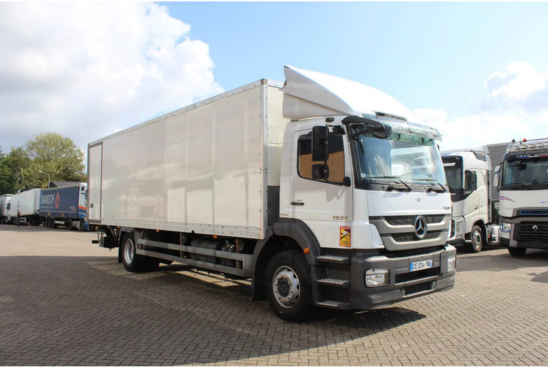Mercedes-Benz Axor 1824 * EURO5 * 4X2 * - Camión caja cerrada: foto 4 Mercedes-Benz Axor 1824 * EURO5 * 4X2 * - Camión caja cerrada: foto 4