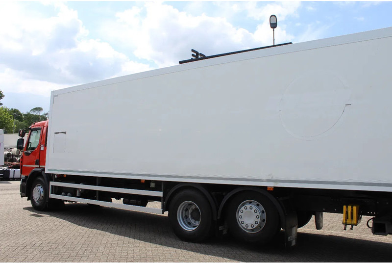 Renault D * WIDE 26 * CARRIER * 6X2 LIFT * - Camión frigorífico: foto 3 Renault D * WIDE 26 * CARRIER * 6X2 LIFT * - Camión frigorífico: foto 3