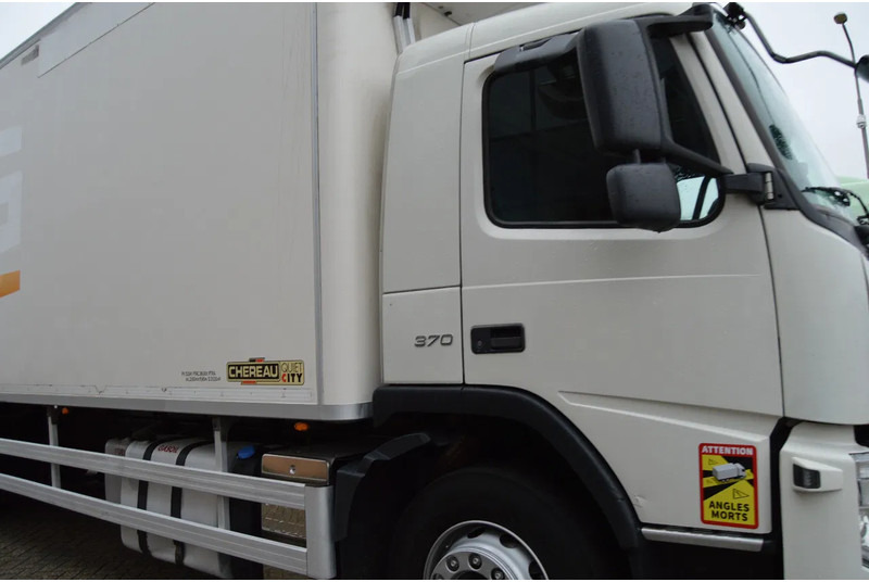 Camión frigorífico Volvo FM 370 * EURO5 * CARRIER SUPRA 950 SILENT * 6X2 *: foto 7