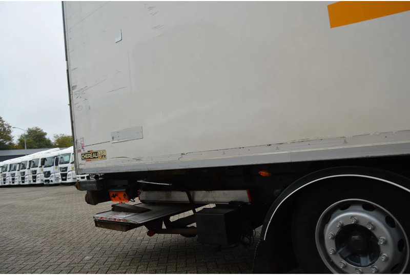 Camión frigorífico Volvo FM 370 * EURO5 * CARRIER SUPRA 950 SILENT * 6X2 *: foto 10