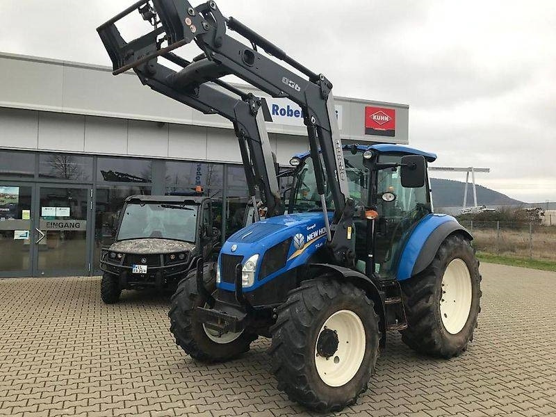 New Holland T4.85 - Tractor: foto 1 New Holland T4.85 - Tractor: foto 1