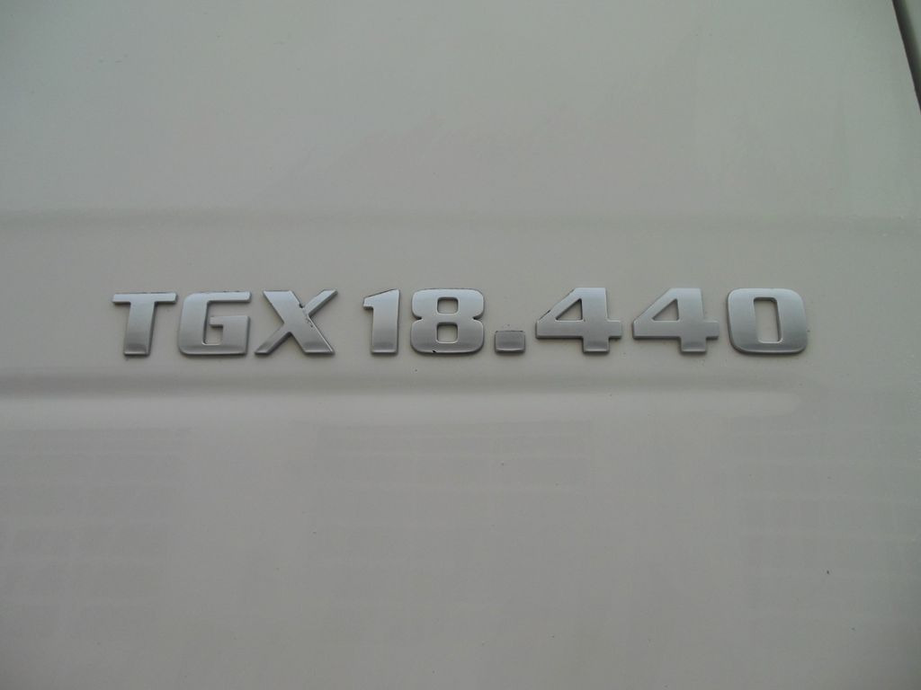 MAN TGX 18.440 BLS, INTARDER, AUTOMATIC, EURO 6 MAN TGX 18.440 BLS, INTARDER, AUTOMATIC, EURO 6 - Cabeza tractora: foto 5 MAN TGX 18.440 BLS, INTARDER, AUTOMATIC, EURO 6 MAN TGX 18.440 BLS, INTARDER, AUTOMATIC, EURO 6 - Cabeza tractora: foto 5