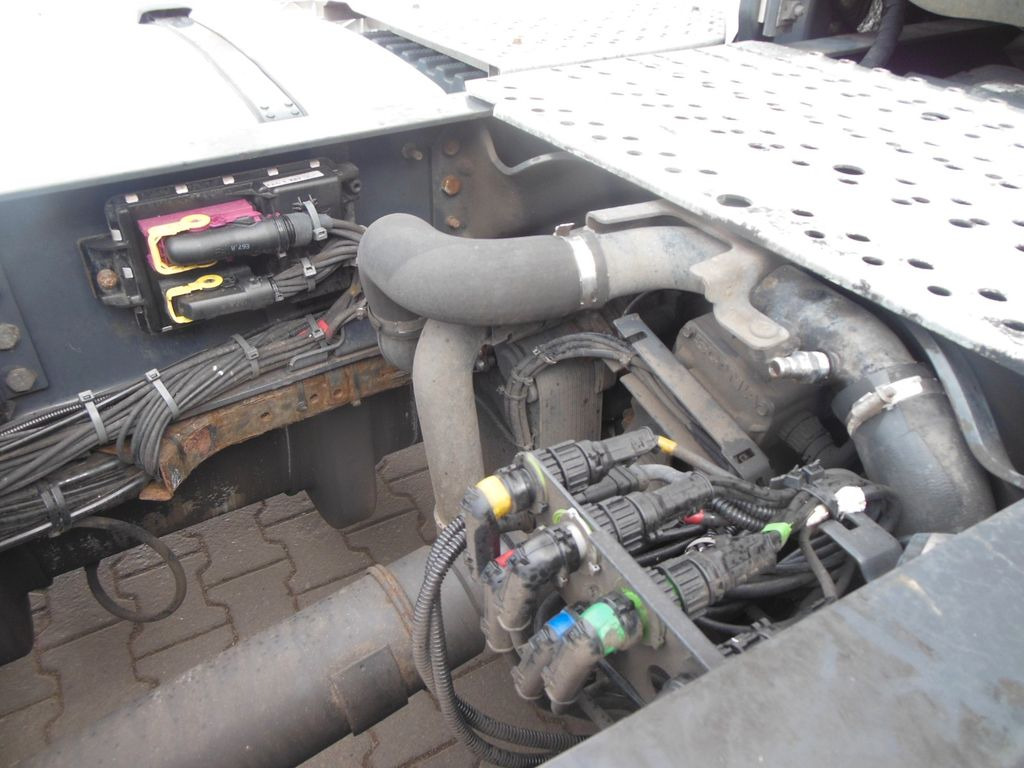 Cabeza tractora Scania R 520, V8, RETARDER: foto 10