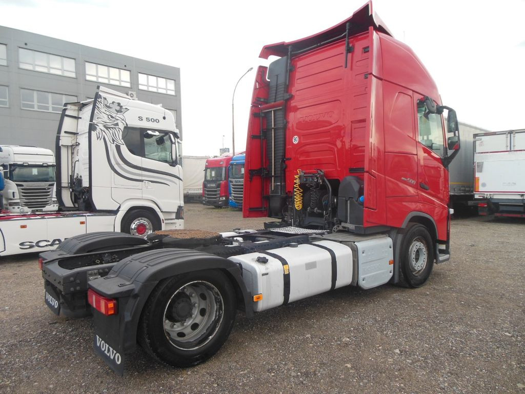 Volvo FH 13/500, LOWDECK, GLOBE XL, I PARK COOL, TOP!! - Cabeza tractora: foto 3 Volvo FH 13/500, LOWDECK, GLOBE XL, I PARK COOL, TOP!! - Cabeza tractora: foto 3