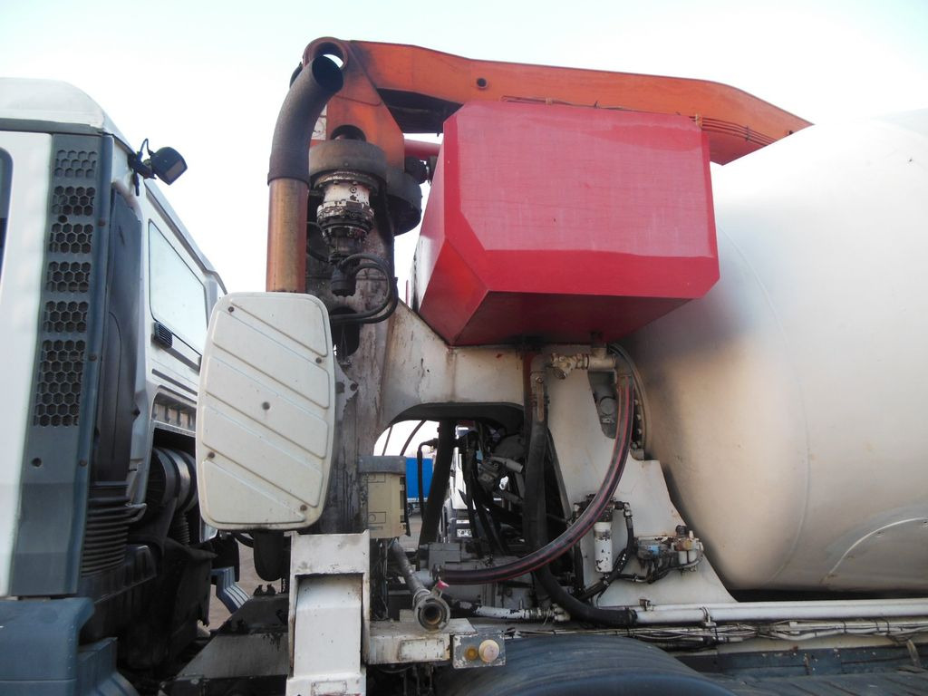 Leasing para MAN TGA 35.410, 8X4, MIX + PUMPE 24M  MAN TGA 35.410, 8X4, MIX + PUMPE 24M: foto 6