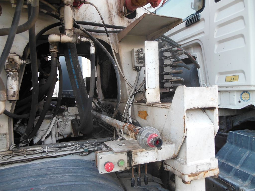 Leasing para MAN TGA 35.410, 8X4, MIX + PUMPE 24M  MAN TGA 35.410, 8X4, MIX + PUMPE 24M: foto 14