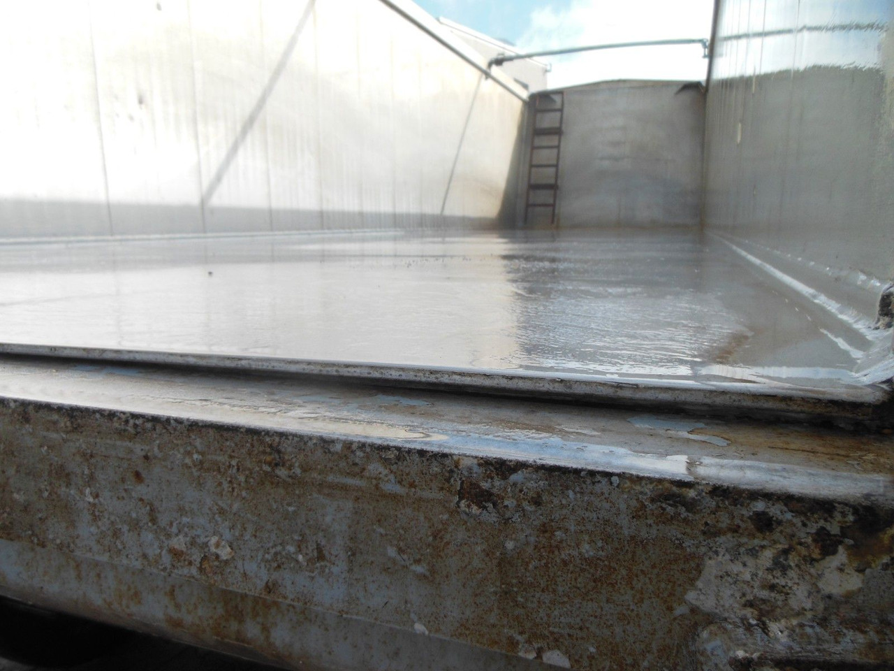 Semirremolque volquete Schwarzmüller KIS 3/E, SAF, 49M3, ACHSEN 9 TONE, TOP: foto 16 Semirremolque volquete Schwarzmüller KIS 3/E, SAF, 49M3, ACHSEN 9 TONE, TOP: foto 16