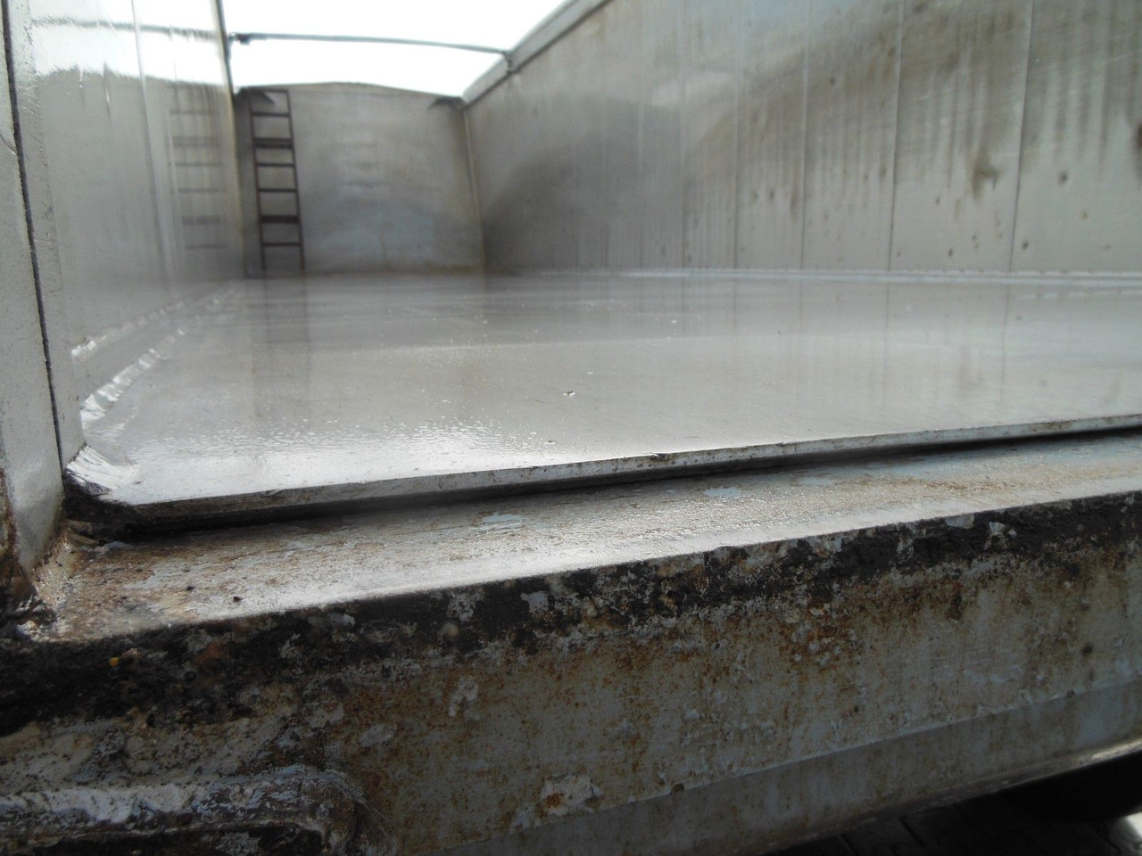 Semirremolque volquete Schwarzmüller KIS 3/E, SAF, 49M3, ACHSEN 9 TONE, TOP: foto 15 Semirremolque volquete Schwarzmüller KIS 3/E, SAF, 49M3, ACHSEN 9 TONE, TOP: foto 15