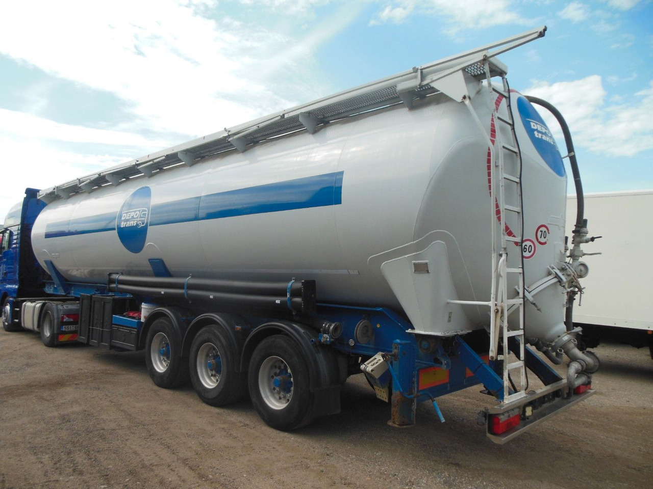 Spitzer SK 2460 CAL, 60.000 L - Semirremolque silo: foto 4 Spitzer SK 2460 CAL, 60.000 L - Semirremolque silo: foto 4