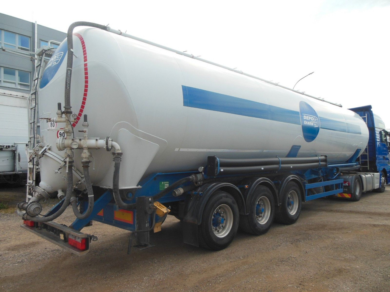 Spitzer SK 2460 CAL, 60.000 L - Semirremolque silo: foto 3 Spitzer SK 2460 CAL, 60.000 L - Semirremolque silo: foto 3