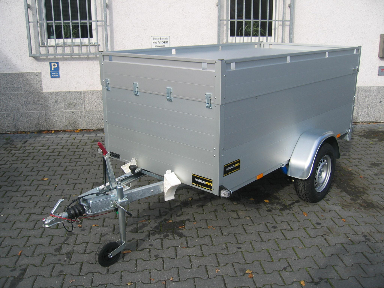 ALUBOXX Deckelanhänger GTB 1200 VT1 251x126x83cm (S) 1160kg Januar Aktion - Remolque de coche: foto 3 ALUBOXX Deckelanhänger GTB 1200 VT1 251x126x83cm (S) 1160kg Januar Aktion - Remolque de coche: foto 3