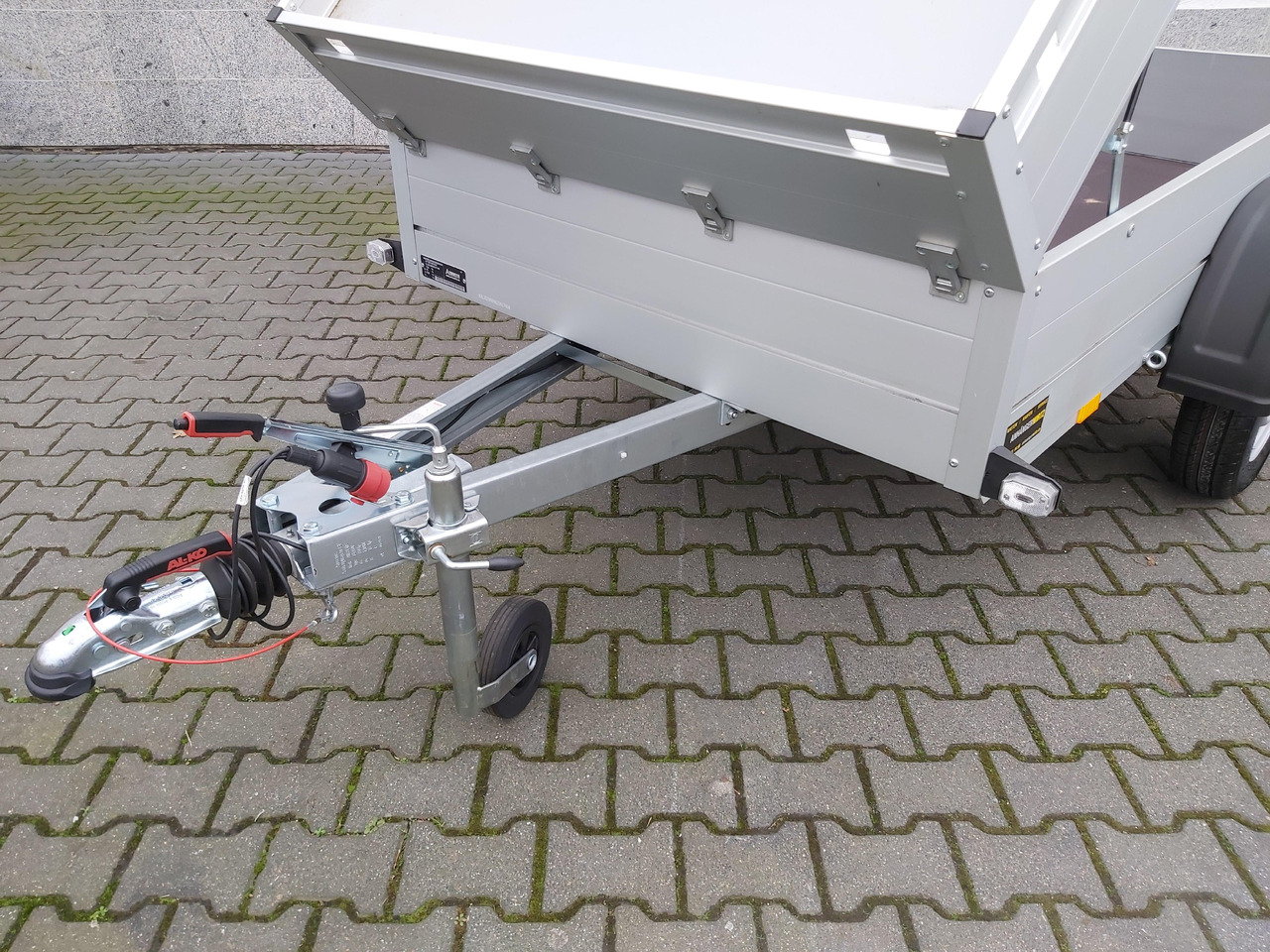 ALUBOXX Deckelanhänger GTB 750 HT 211x126x48 (XS) 750kg Winter Aktion - Remolque de coche: foto 3 ALUBOXX Deckelanhänger GTB 750 HT 211x126x48 (XS) 750kg Winter Aktion - Remolque de coche: foto 3