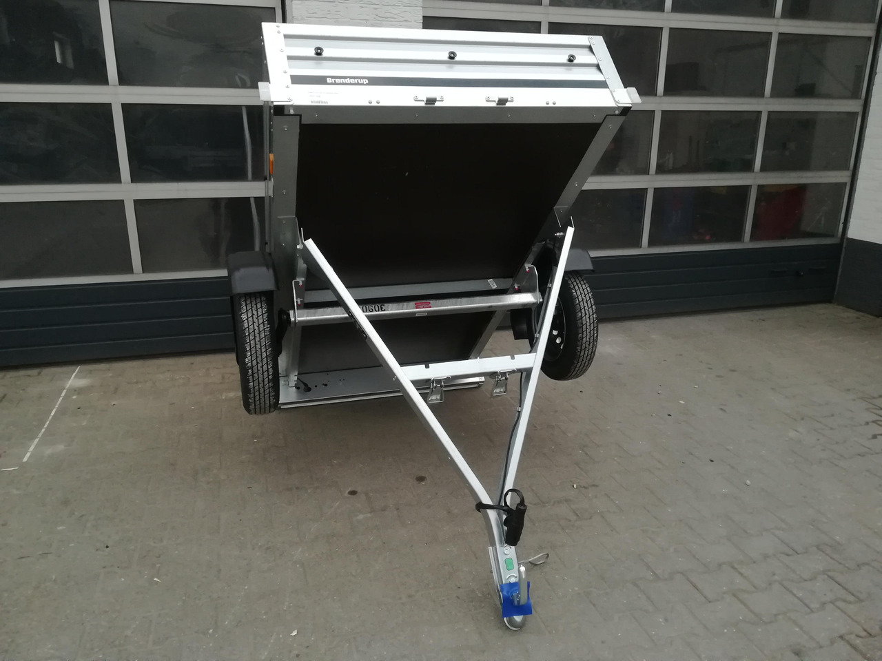 Brenderup 1205 S UB 750 Klappdeichsel Anhänger 204x116x35cm (XS) 750kg Modell 2024 - Remolque de coche: foto 4 Brenderup 1205 S UB 750 Klappdeichsel Anhänger 204x116x35cm (XS) 750kg Modell 2024 - Remolque de coche: foto 4