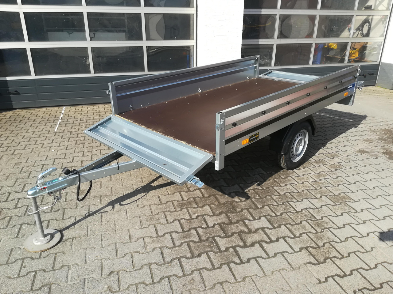 Brenderup 3251 SUB 750 250x142x35cm (S) 750kg - Remolque de coche: foto 3 Brenderup 3251 SUB 750 250x142x35cm (S) 750kg - Remolque de coche: foto 3