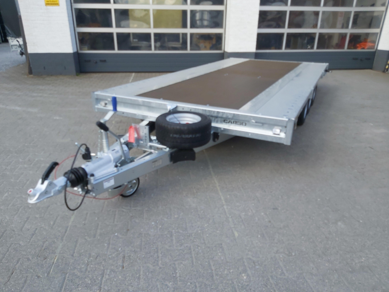 Brian James Trailer CarGO Connect 450x210cm Tridem 10" 3500kg Modell 22 - Remolque plataforma/ Caja abierta: foto 2 Brian James Trailer CarGO Connect 450x210cm Tridem 10" 3500kg Modell 22 - Remolque plataforma/ Caja abierta: foto 2