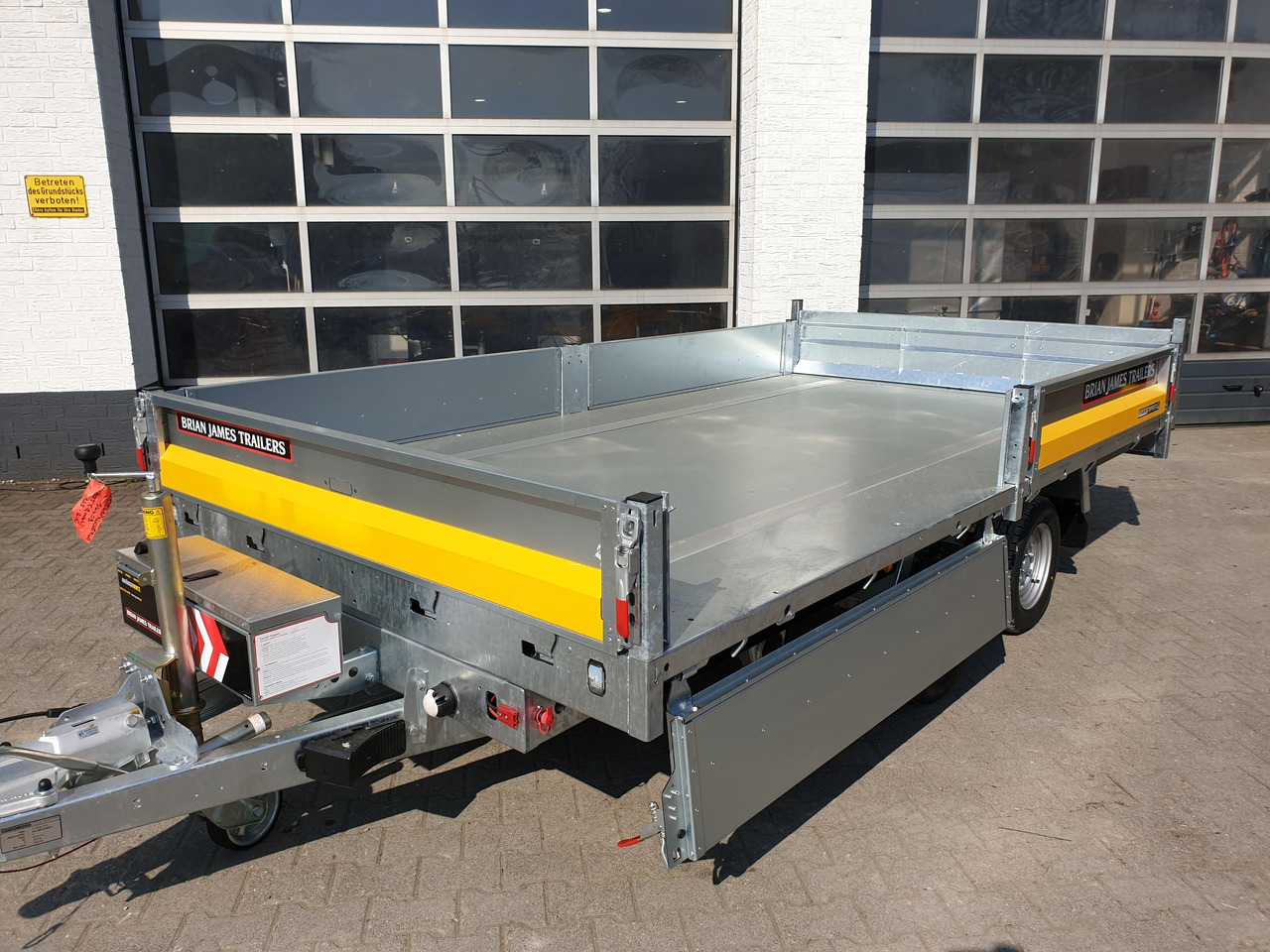 Brian James Trailer CarGO Tipper 2 elektrisch 360x195x30cm Pendelklappe Tandem niedrig 12" 3500kg os - Remolque volquete: foto 5 Brian James Trailer CarGO Tipper 2 elektrisch 360x195x30cm Pendelklappe Tandem niedrig 12" 3500kg os - Remolque volquete: foto 5