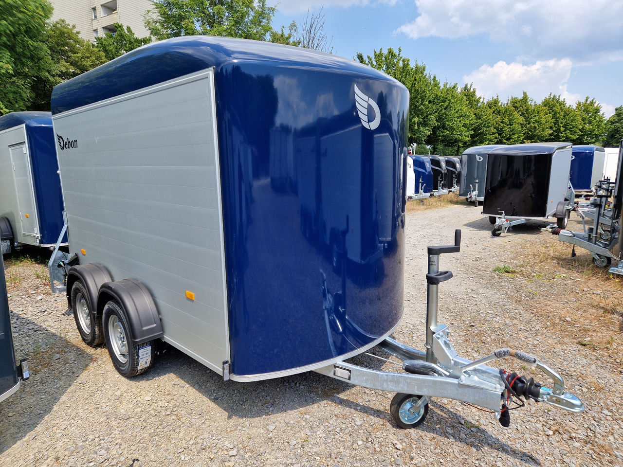 Cargo Roadster 500 312x167x199cm Alu Poly royalblue Pullman 100 km/H 2000kg Abverkauf - Remolque caja cerrada: foto 1 Cargo Roadster 500 312x167x199cm Alu Poly royalblue Pullman 100 km/H 2000kg Abverkauf - Remolque caja cerrada: foto 1