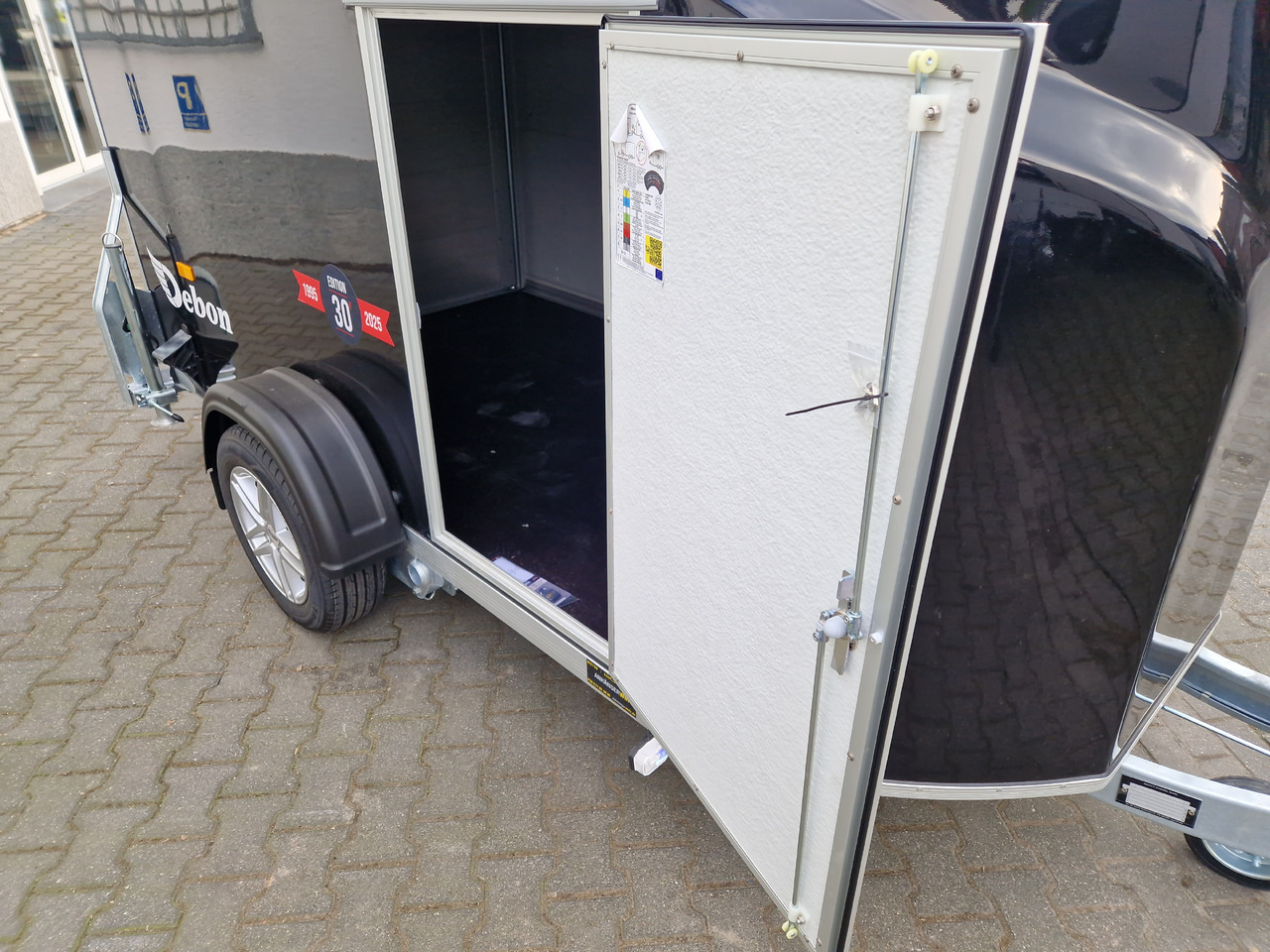 Remolque de coche Debon Cargo 1300 300x152x168cm black Seitentür Alufelgen silver Pullman II 100km/H 1300kg Modell 25: foto 9